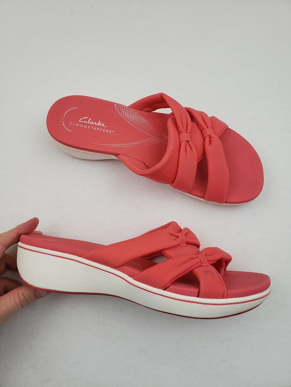 Clarks Cloudsteppers Coral Pinkish Orange Sandals Women's Size 9